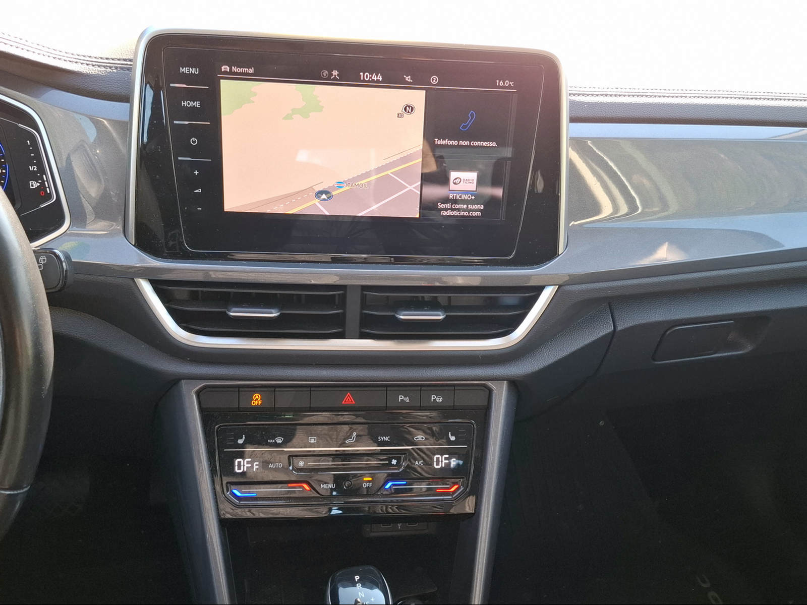 VW T-Roc 2.0 TSI Style DSG 4Motion-image-15