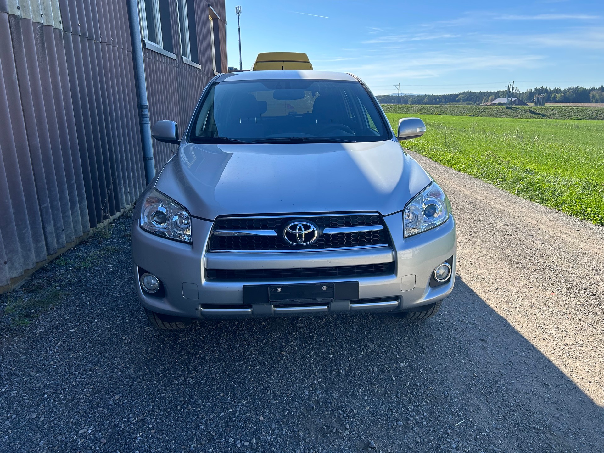 TOYOTA RAV-4 2.0 16V Linea Terra Multidrive mit MFK 10.10.2025