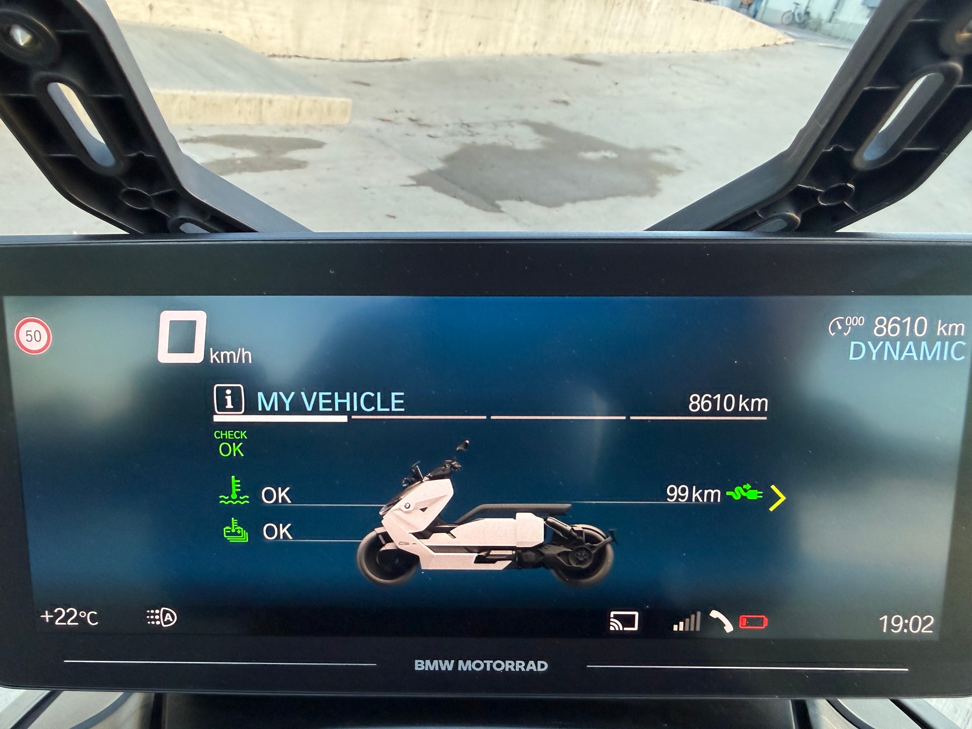 BMW CE 04-image-15
