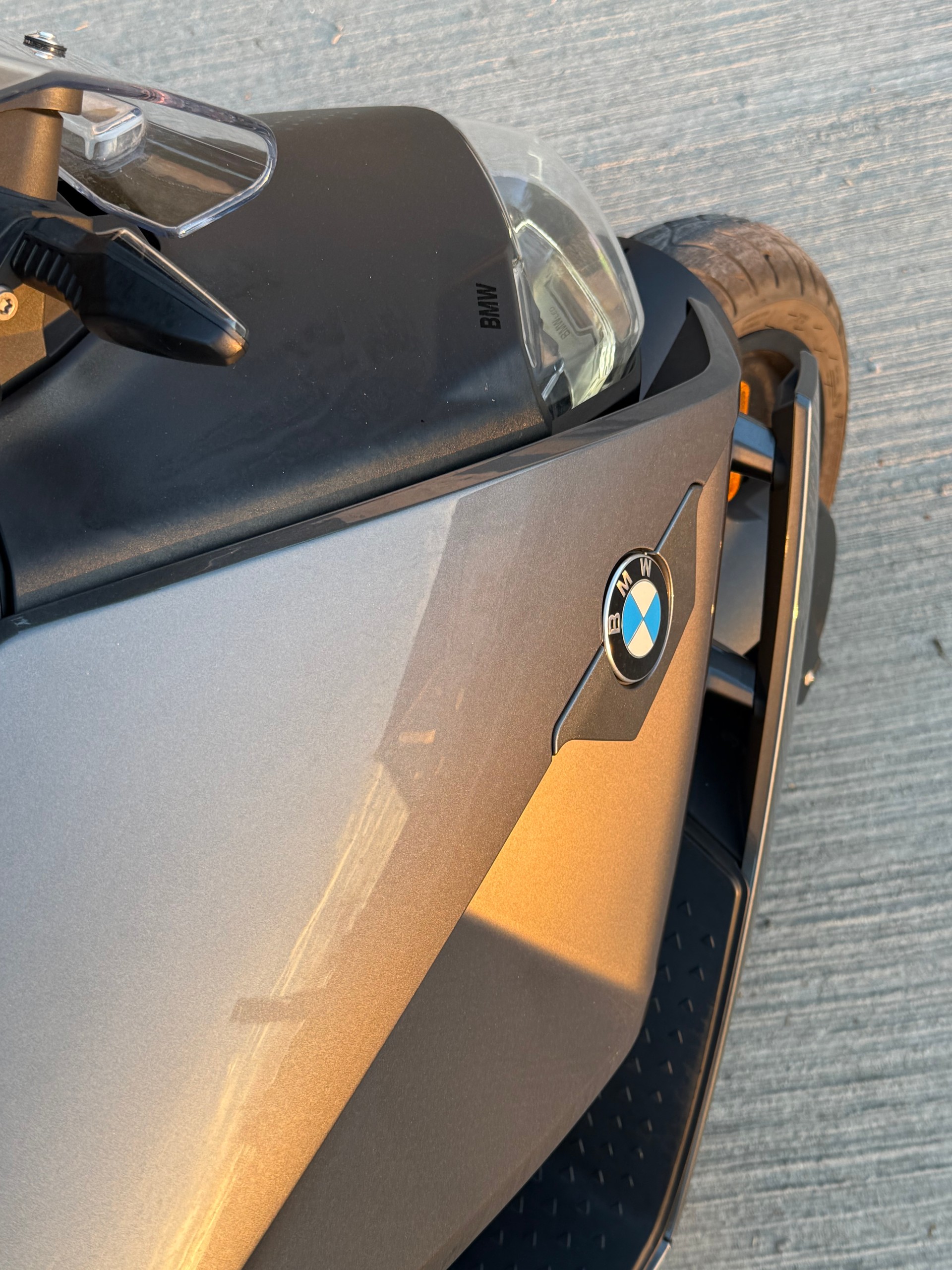 BMW CE 04-image-8
