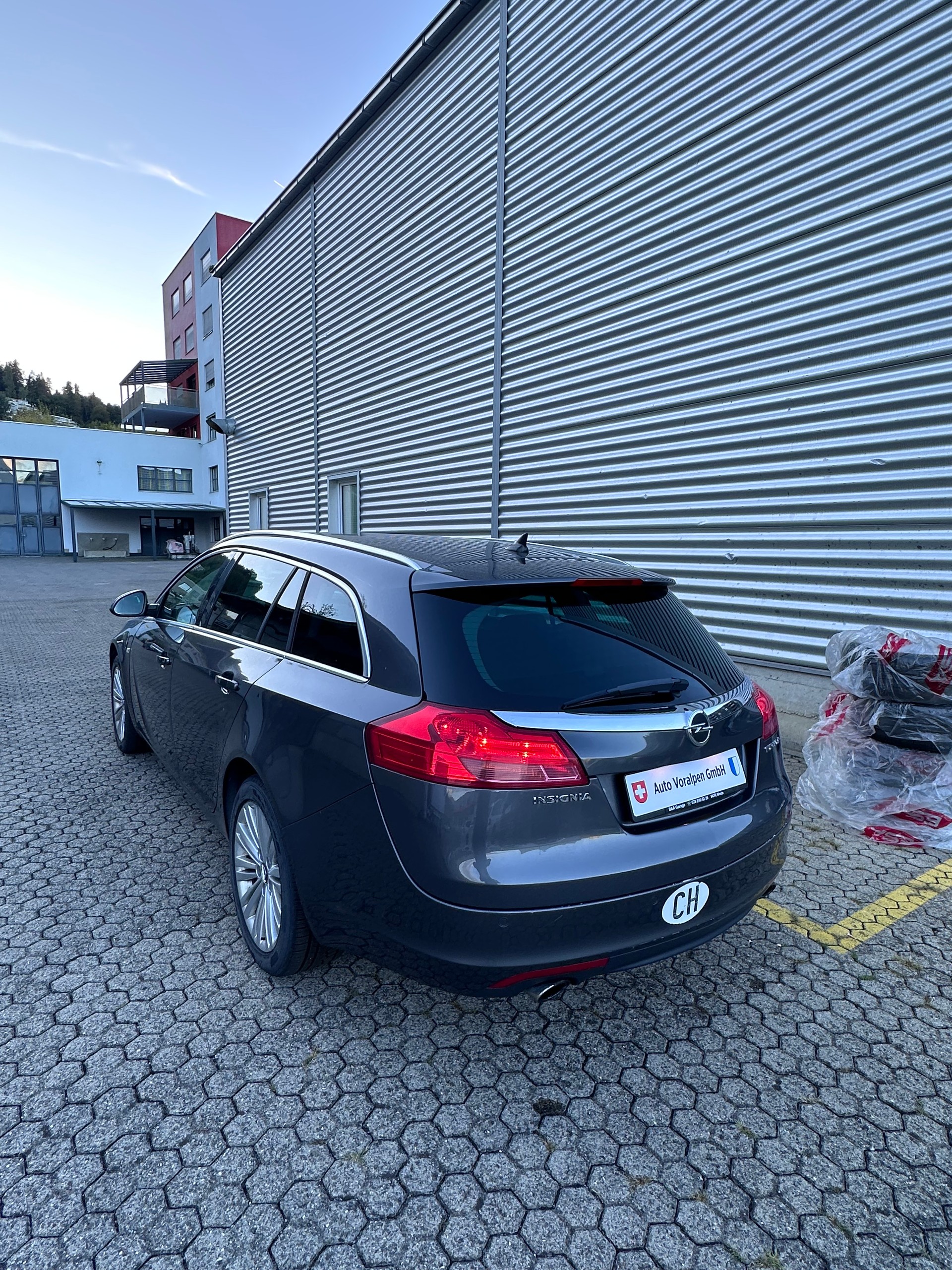 OPEL Insignia ST 2.0 Turbo Sport Edition 4WD Aut. Ab MFK, ab Service-image-5