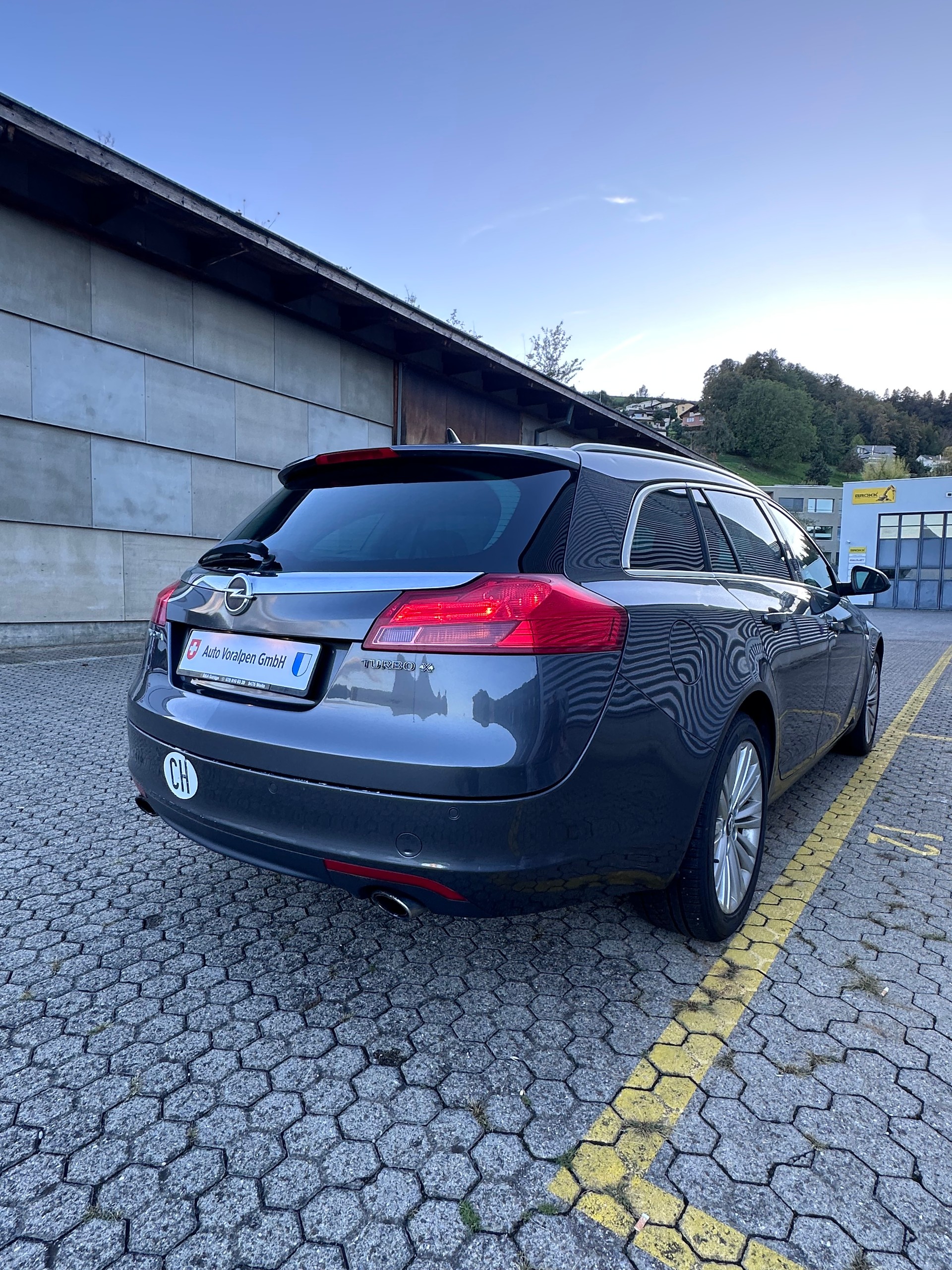 OPEL Insignia ST 2.0 Turbo Sport Edition 4WD Aut. Ab MFK, ab Service-image-6