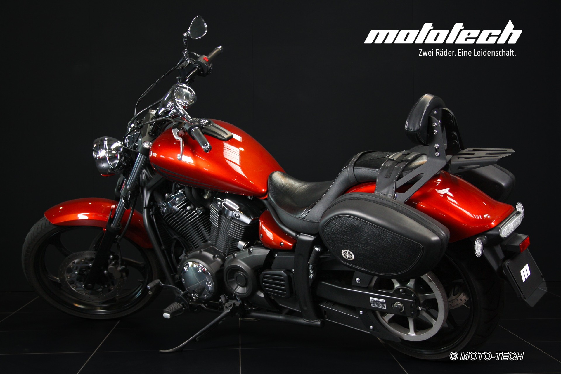 YAMAHA XVS 1300 Custom-image-3