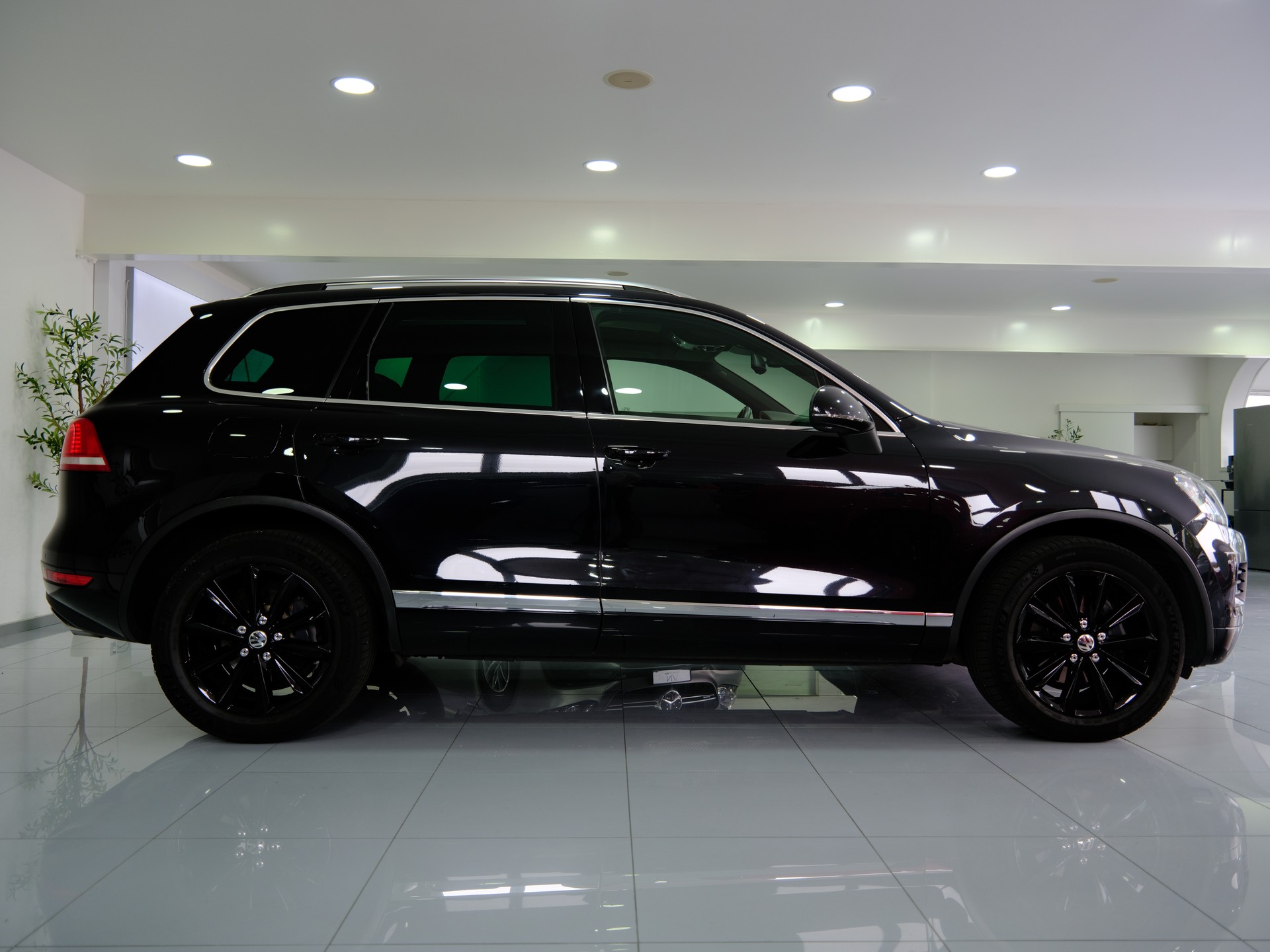 VW Touareg 3.0 TDI *Rückfahrkamera* *Schiebedach*-image-9