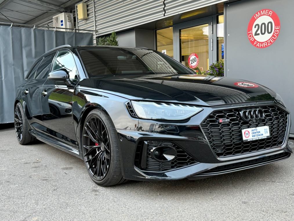 AUDI RS4 Avant quattro tiptronic-showroom-element-1