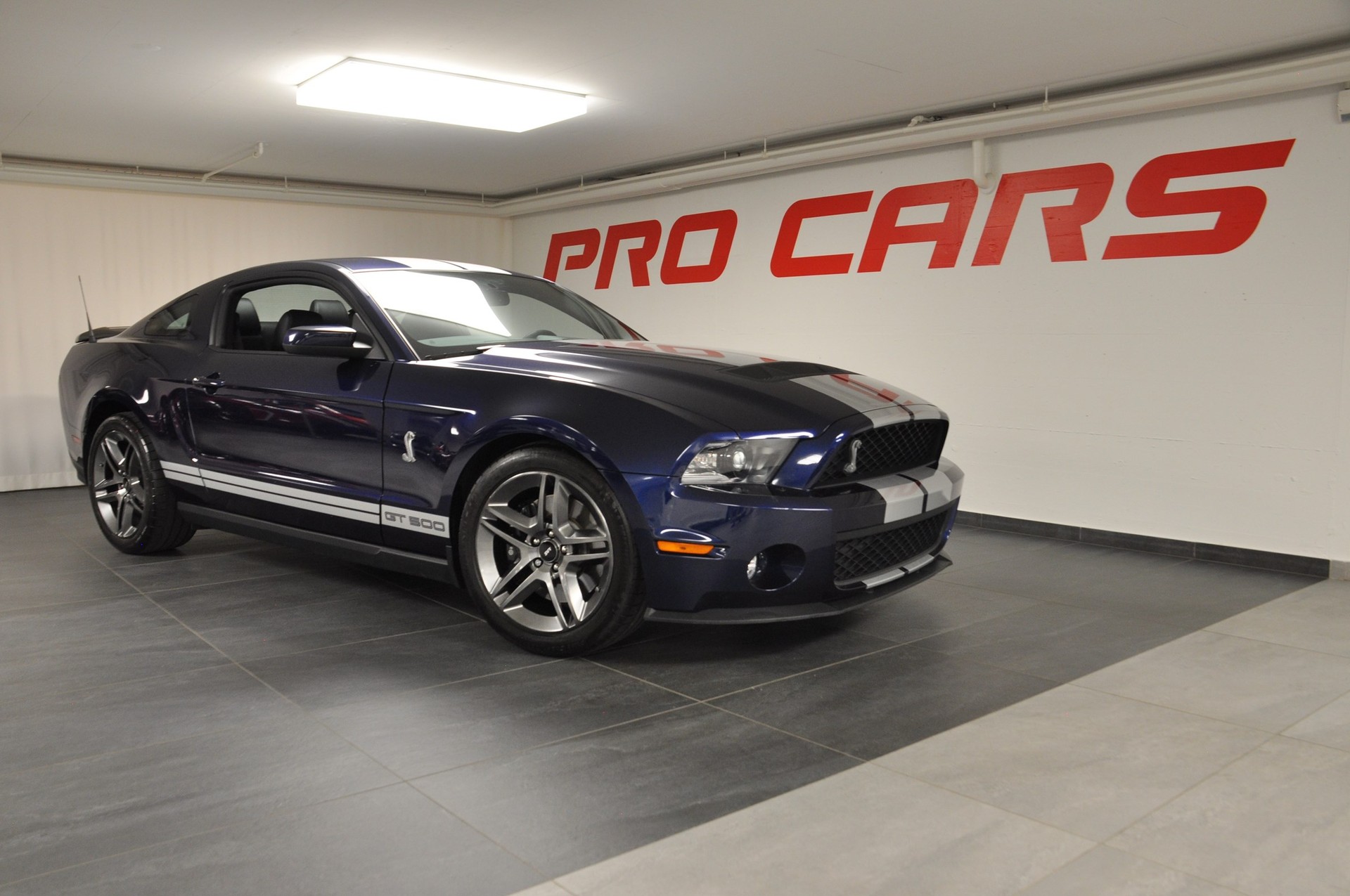 FORD MUSTANG Shelby GT 500 SVT-image-4