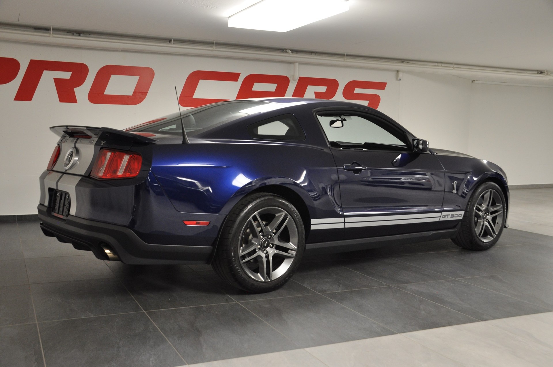 FORD MUSTANG Shelby GT 500 SVT-image-6