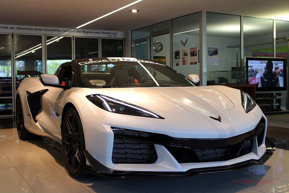 CHEVROLET Corvette C8 Z06 Z07 Cabrio-showroom-element-3