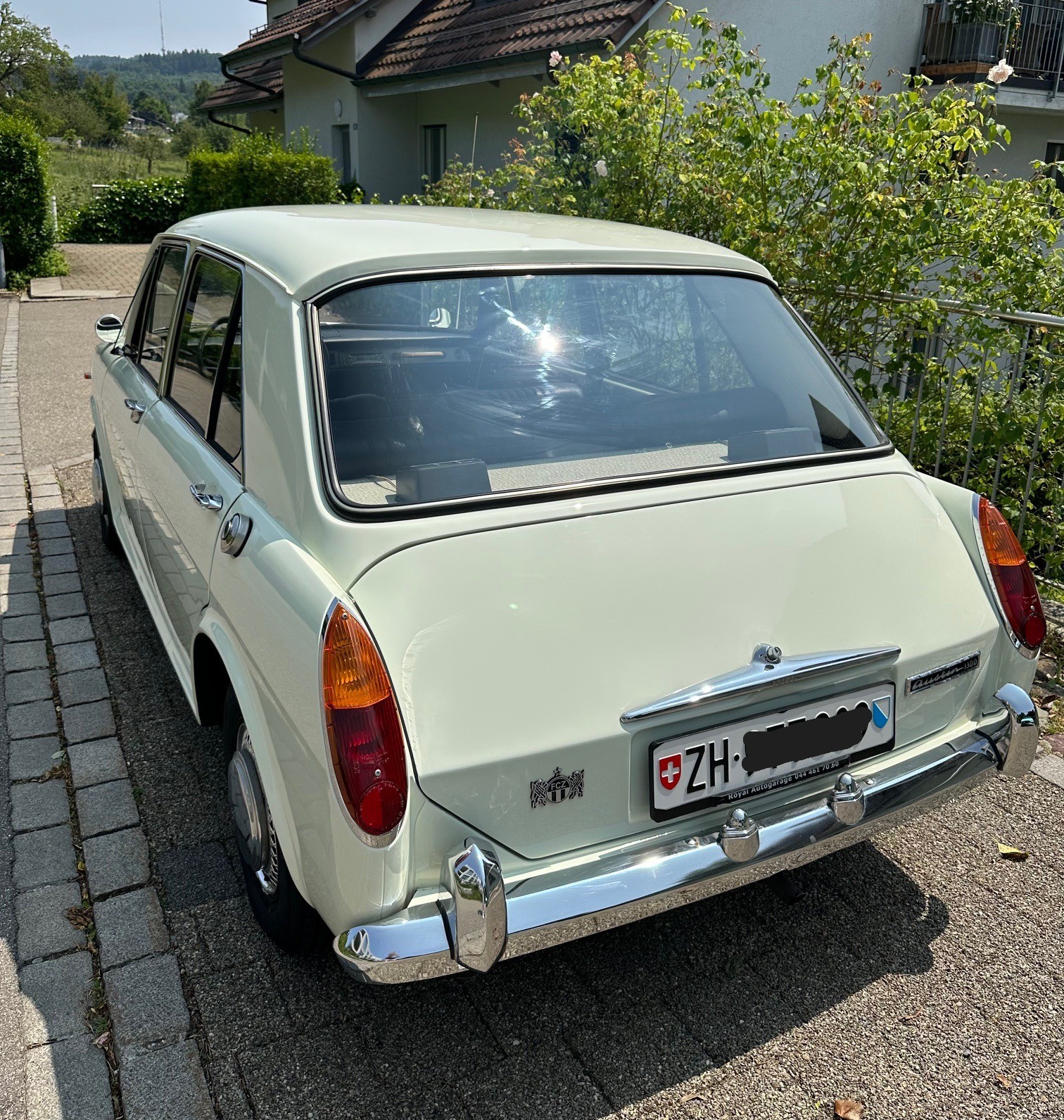 AUSTIN 1300-image-3