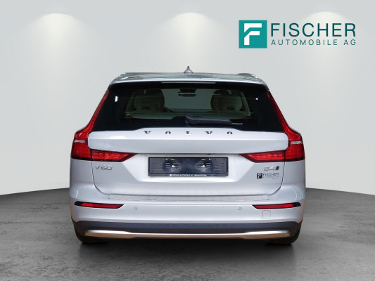VOLVO V60 CC B4 Plus AWD-image-3