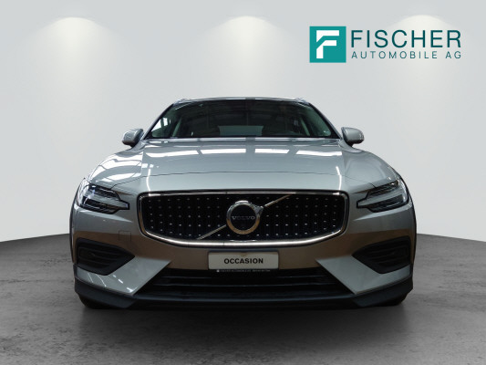 VOLVO V60 CC B4 Plus AWD-image-2