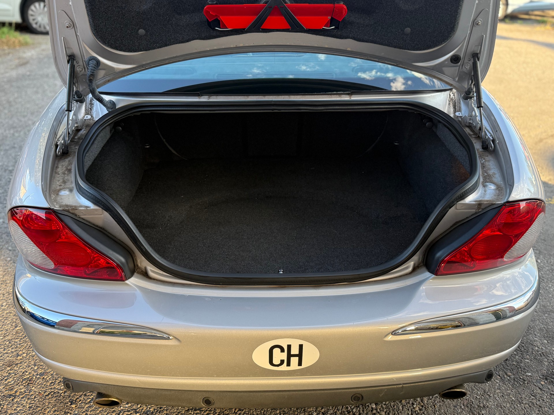 JAGUAR X-Type 2.5 V6 Traction4 Executive-image-8