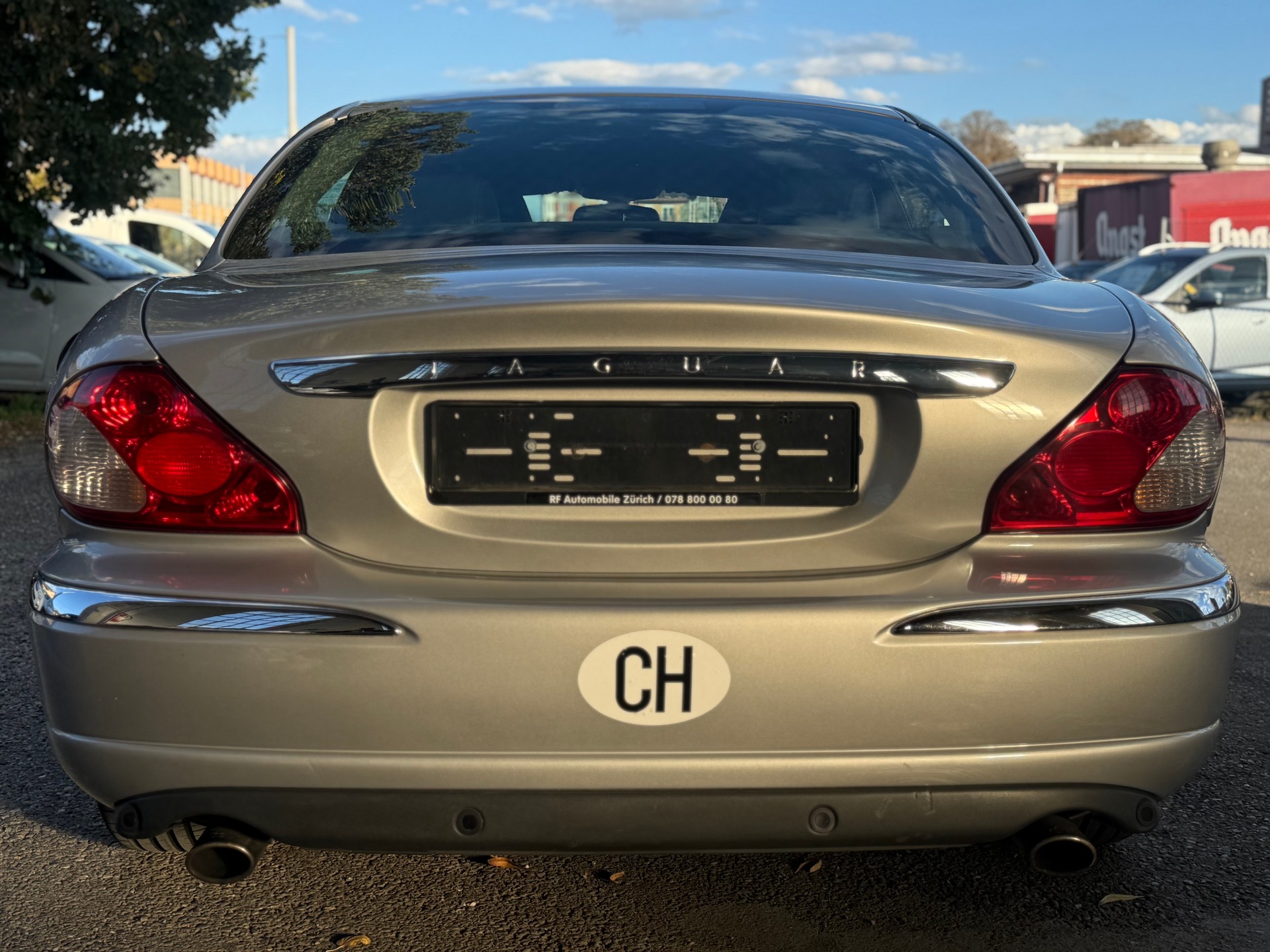 JAGUAR X-Type 2.5 V6 Traction4 Executive-image-6