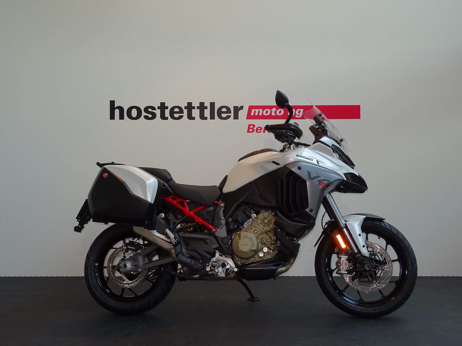 DUCATI Multistrada V4 S Travel & Radar-image-1