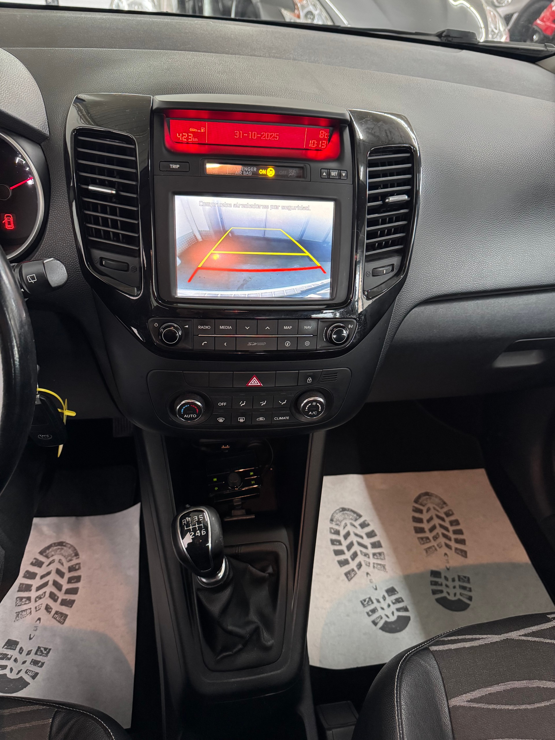 KIA Venga 1.4 CRDi Swiss Eco Edition-image-16