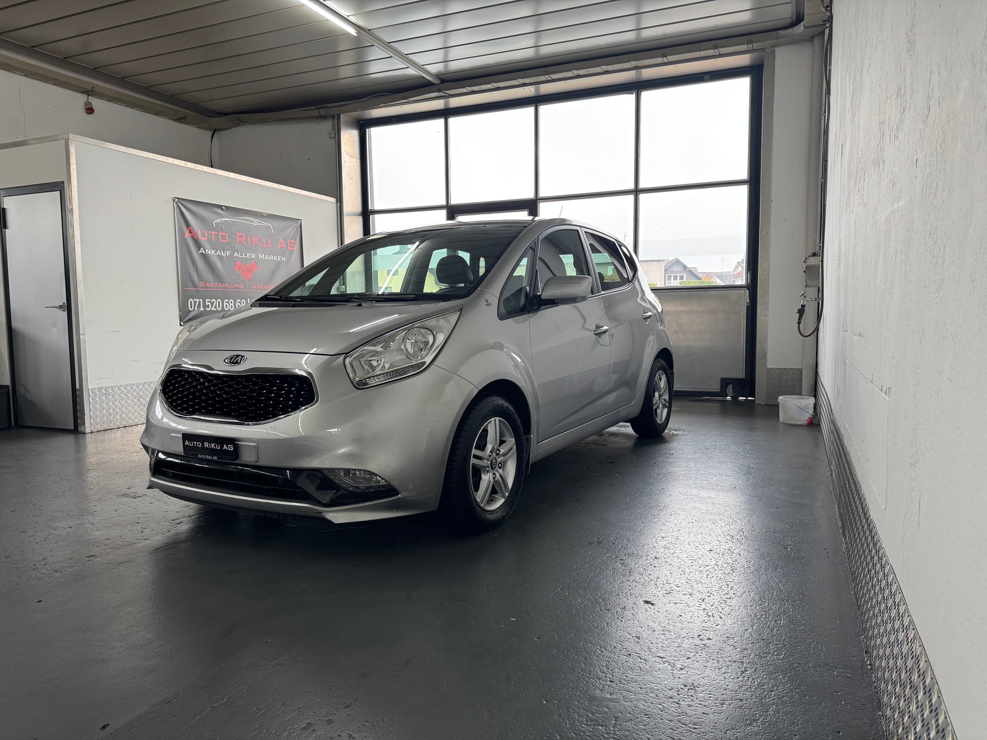 KIA Venga 1.4 CRDi Swiss Eco Edition-image-5