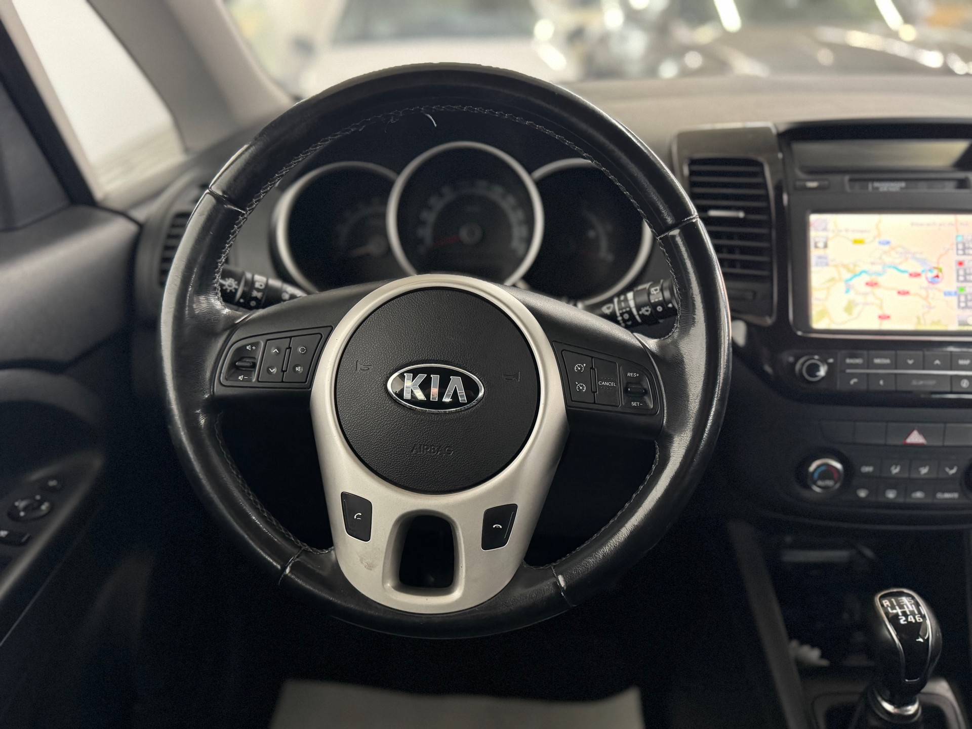 KIA Venga 1.4 CRDi Swiss Eco Edition-image-17