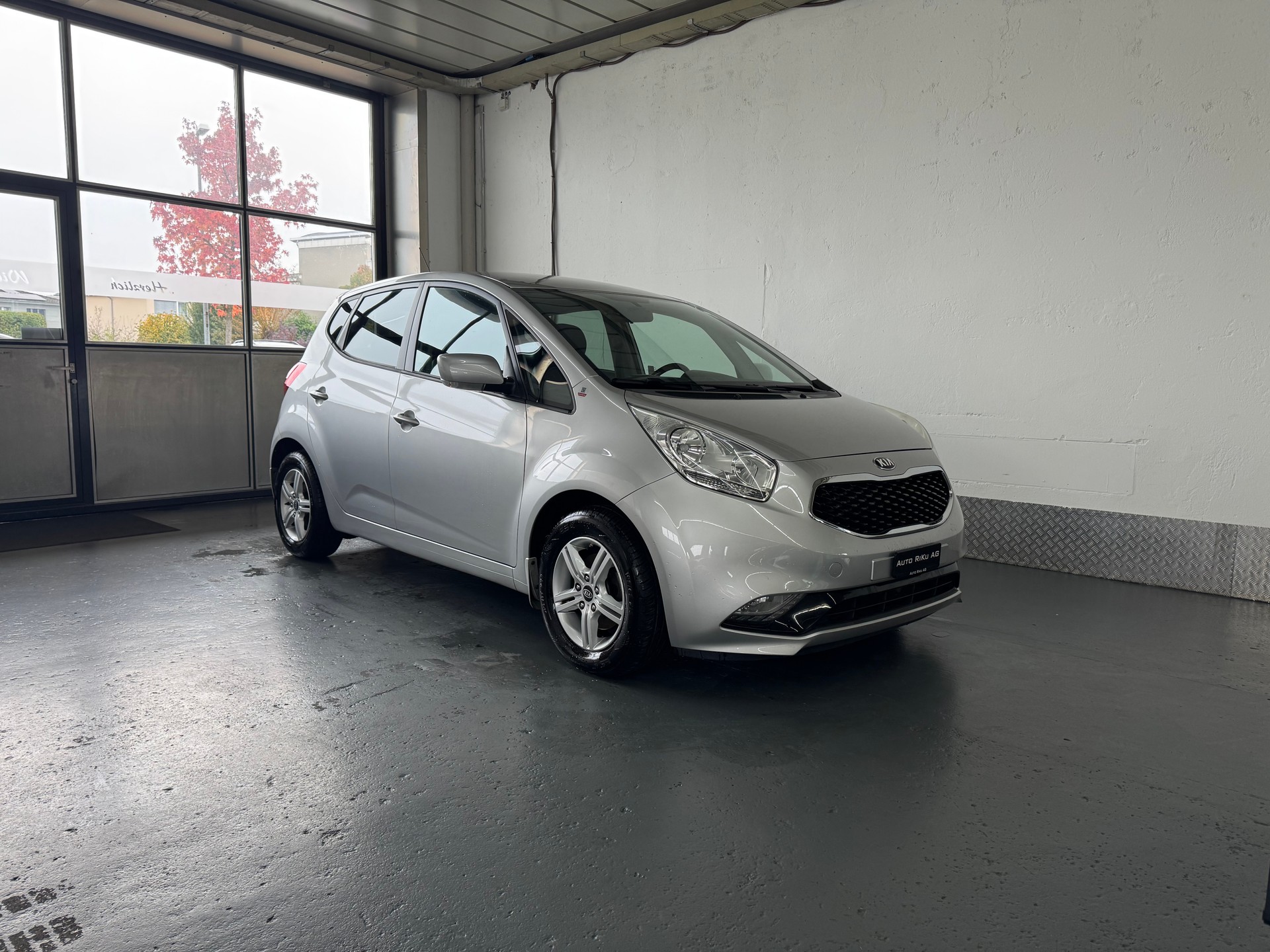 KIA Venga 1.4 CRDi Swiss Eco Edition-showroom-element-1