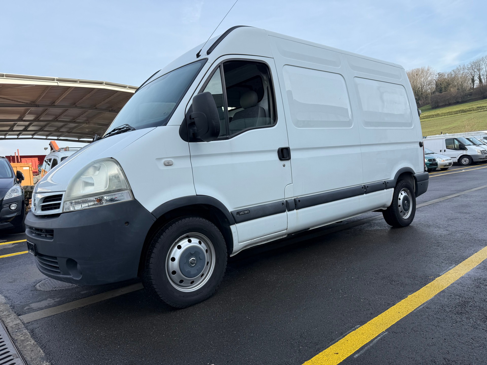 NISSAN Interstar 35 2.5dCi 120 Comfort-showroom-element-1
