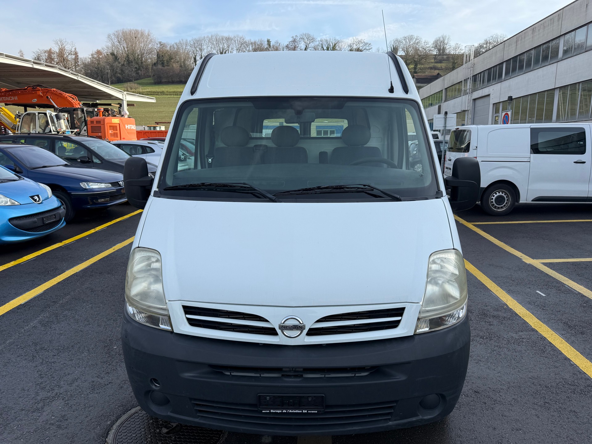 NISSAN Interstar 35 2.5dCi 120 Comfort-image-4