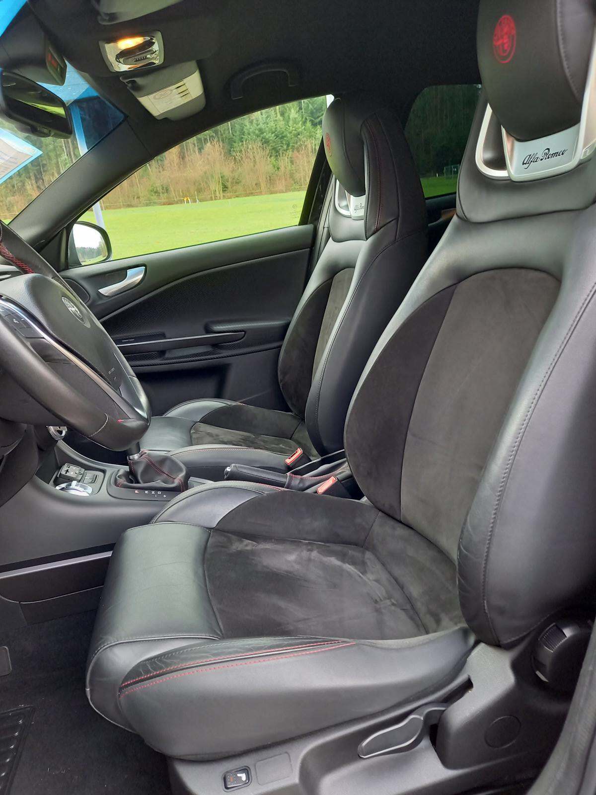 ALFA ROMEO Giulietta 1750 TBi Veloce TCT-image-10