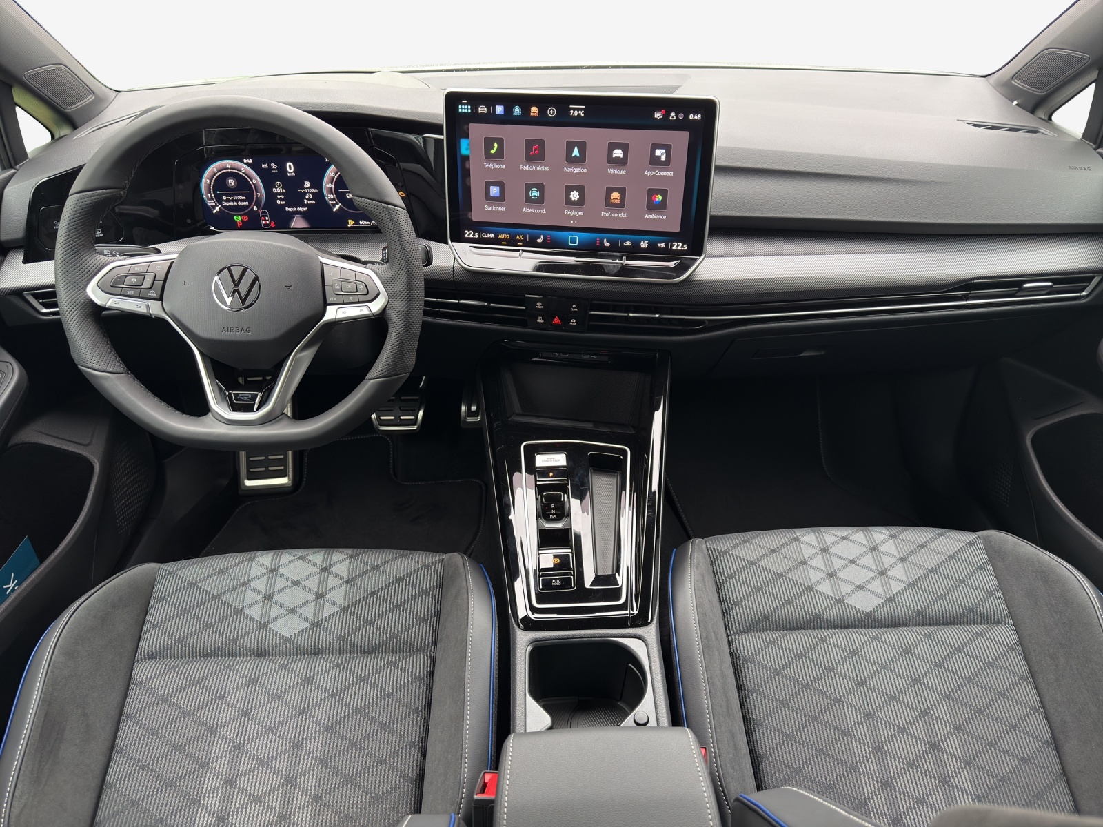 VW Golf 1.5 e TSI mHEV R-Line DSG-image-9