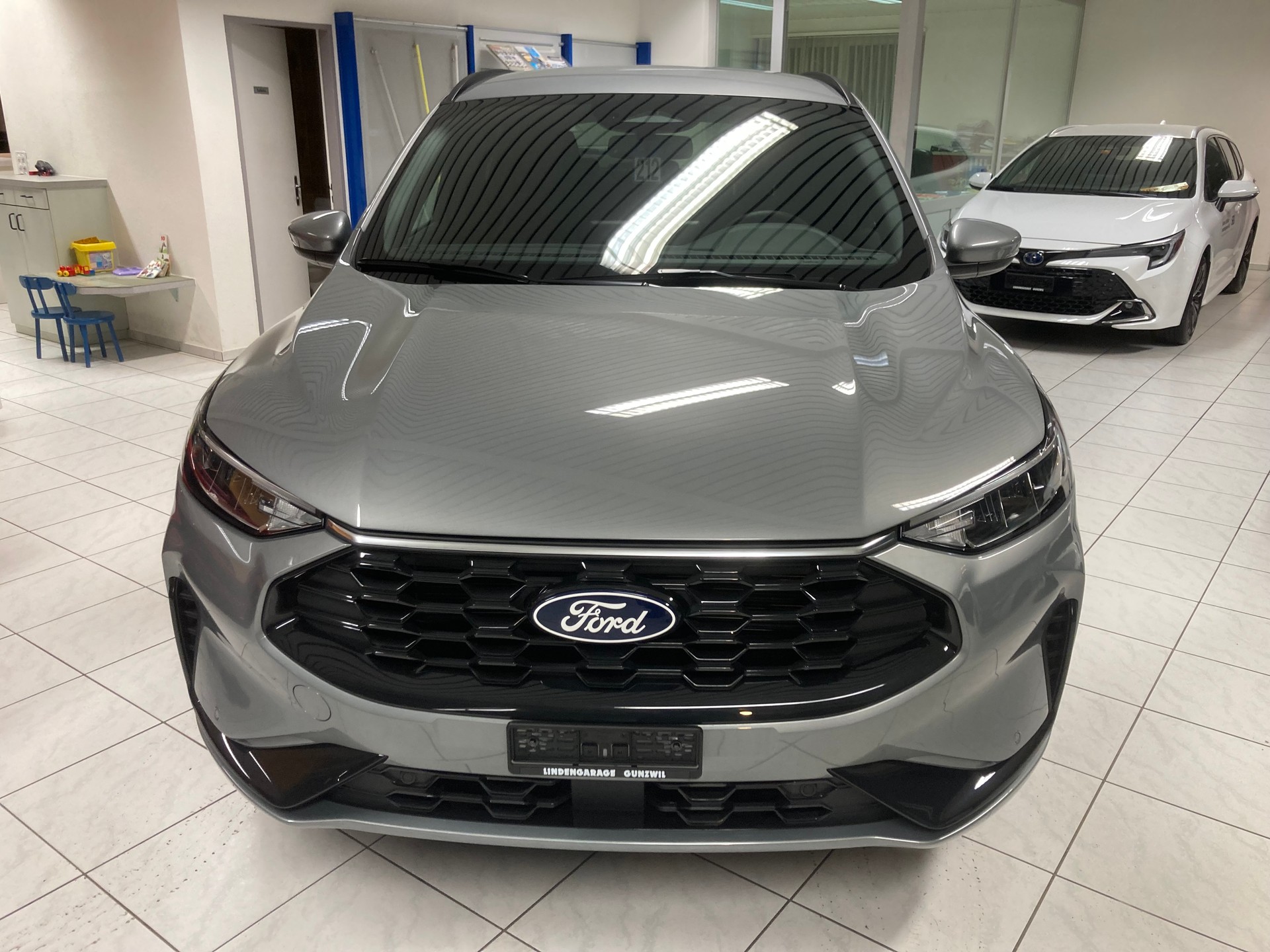 FORD Kuga 2.5 FHEV ST-Line 4WD-image-1