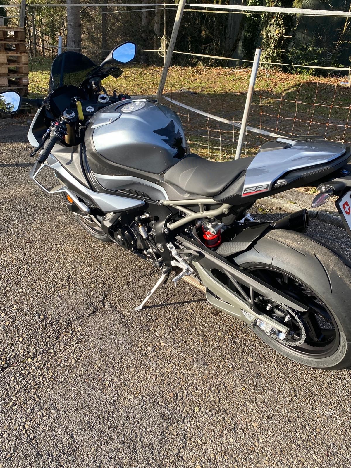 BMW S 1000 RR-image-2