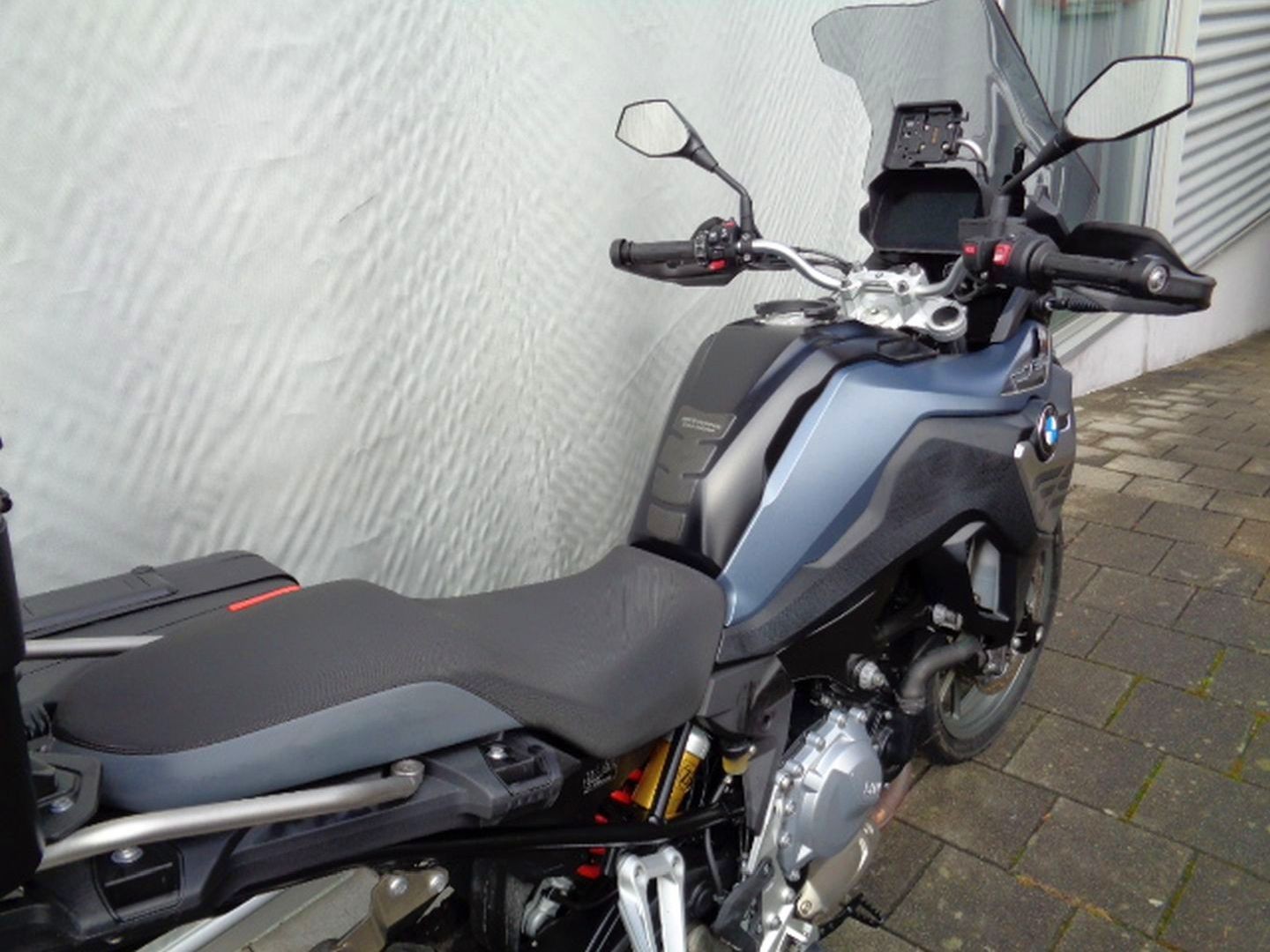 BMW F 750 GS-image-3