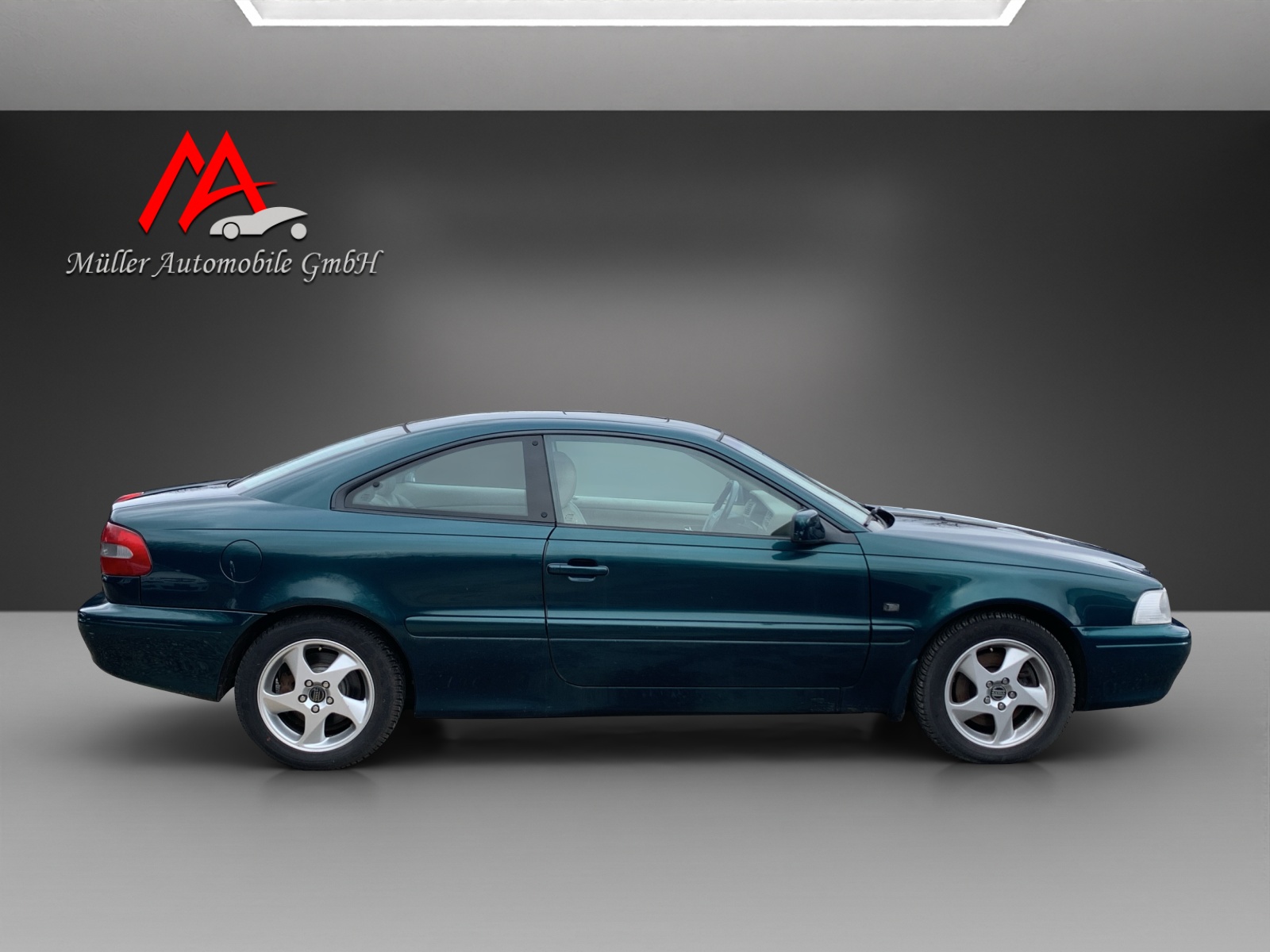 VOLVO C70 2.4T-image-2