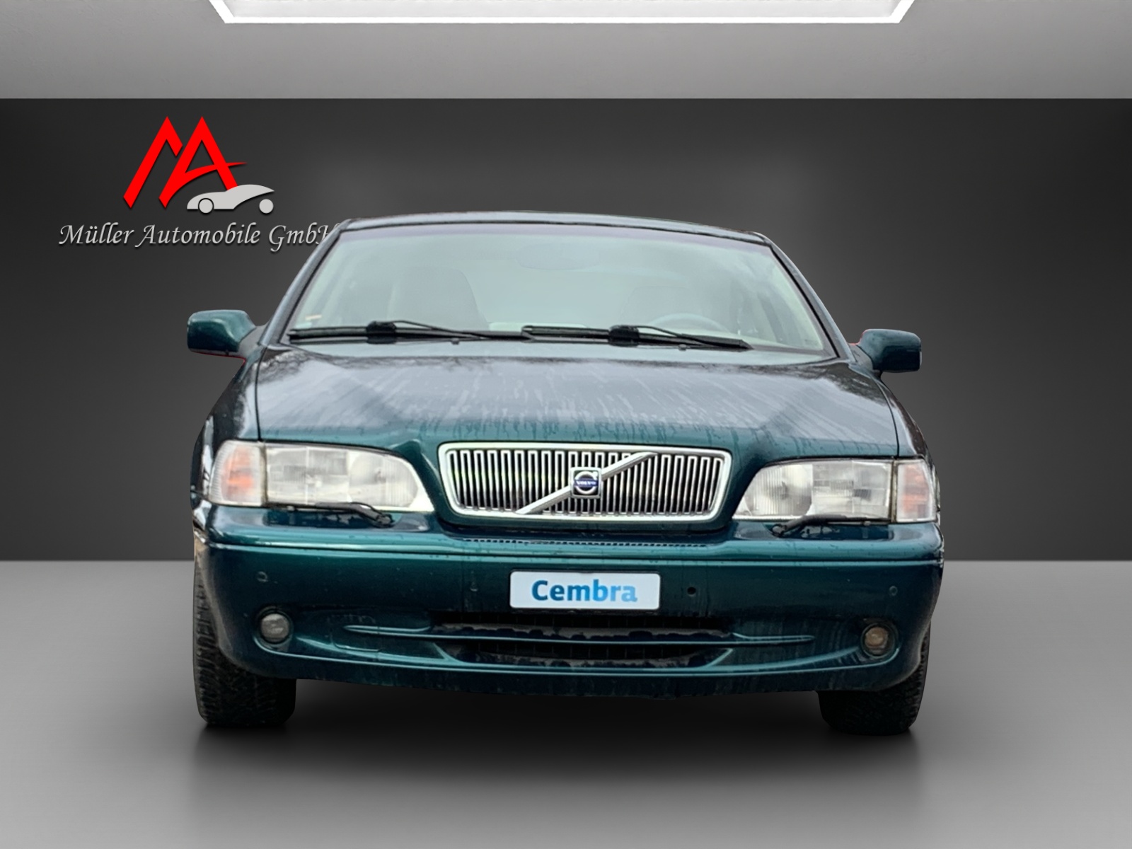 VOLVO C70 2.4T-image-1