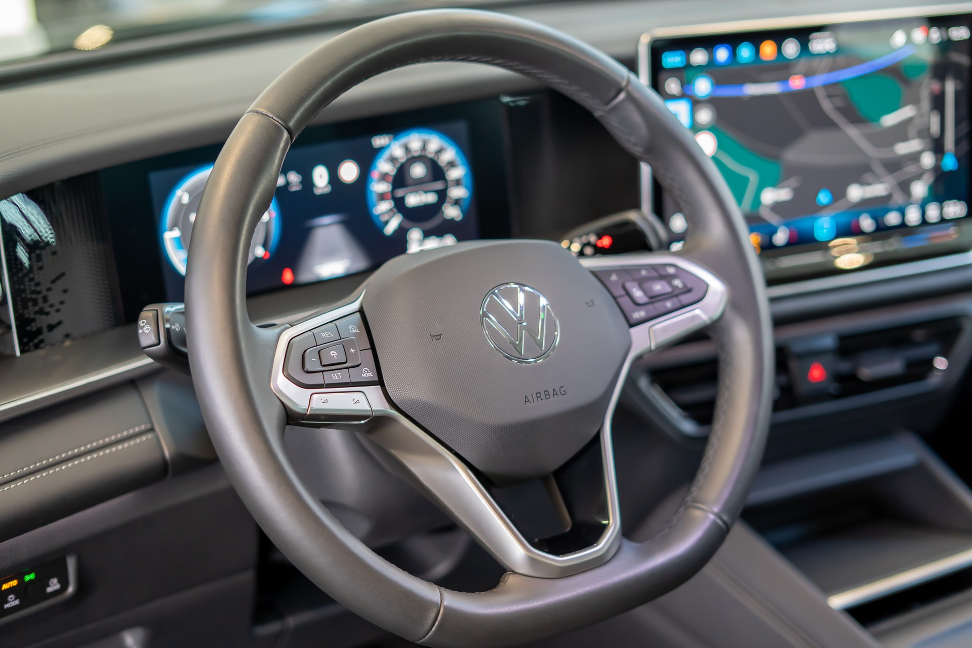VW Tayron 2.0 TDI SCR Life DSG 7Plätzer / 360°Kamera / Digital Cockpit-image-10