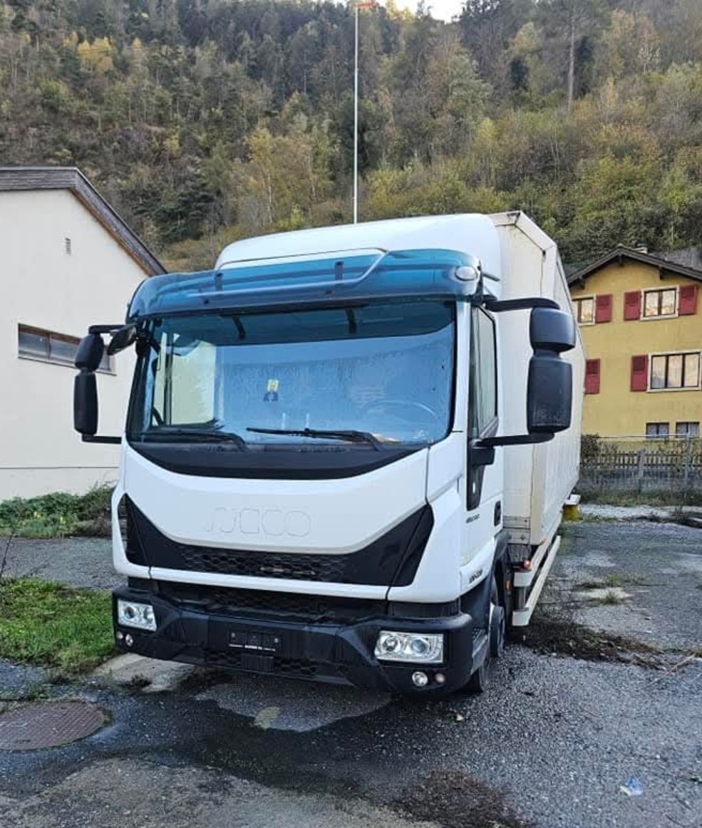 IVECO EUROCARGO-image-1