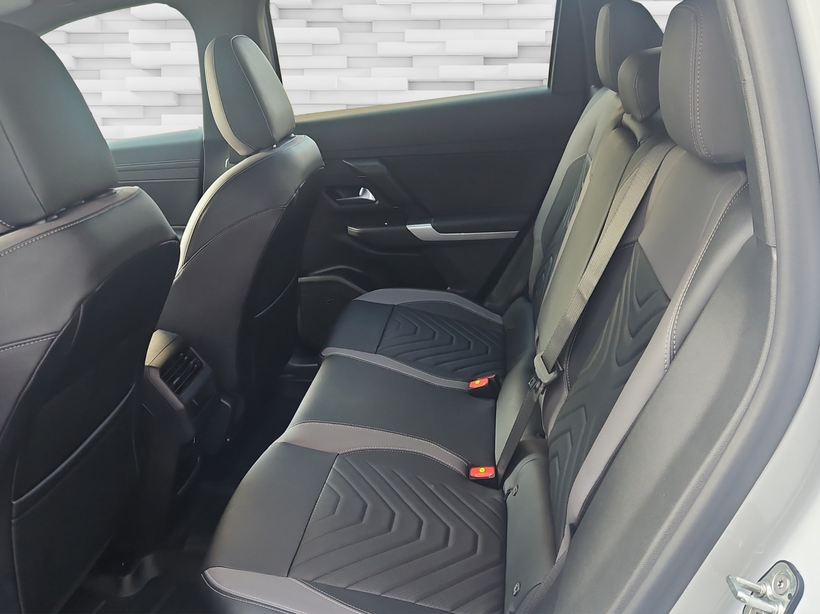 JEEP Compass 1.2 T e-Hybrid First Edition-image-14