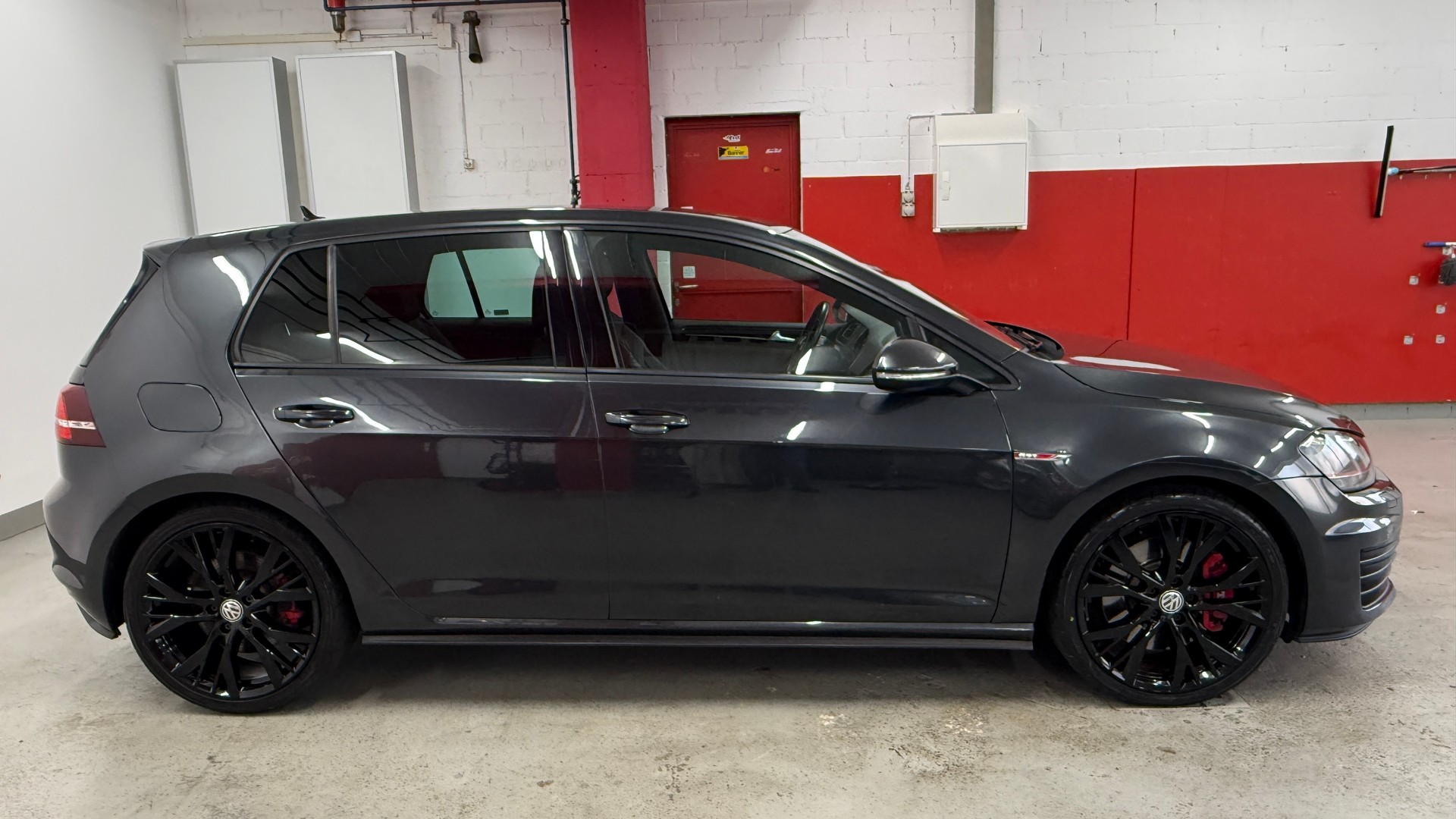 VW Golf 2.0 TSI GTI Performance DSG, Gepflegtes CH Fahrzeug*ab*MFK*Servicegepflegt*8Xberädert*DAB* 12Monate/20000km Garantie*-image-4