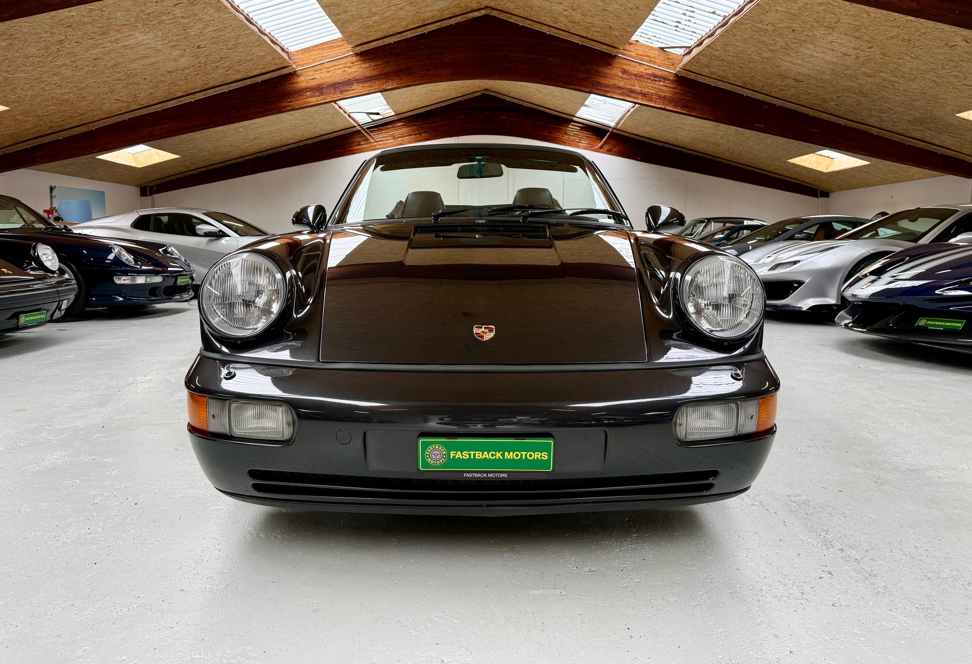 PORSCHE 911 Carrera 2 Cabrio-image-3