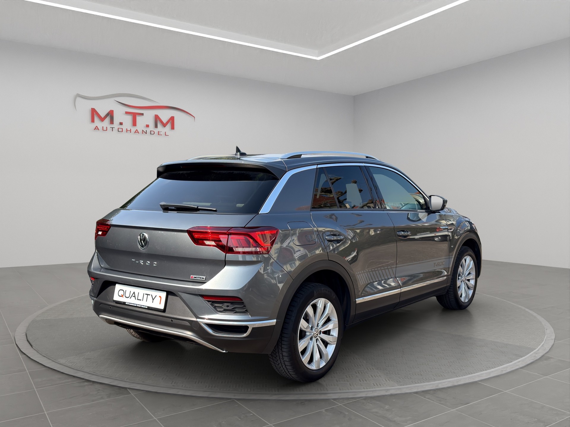 VW T-Roc 2.0 TSI Sport DSG 4Motion-image-9