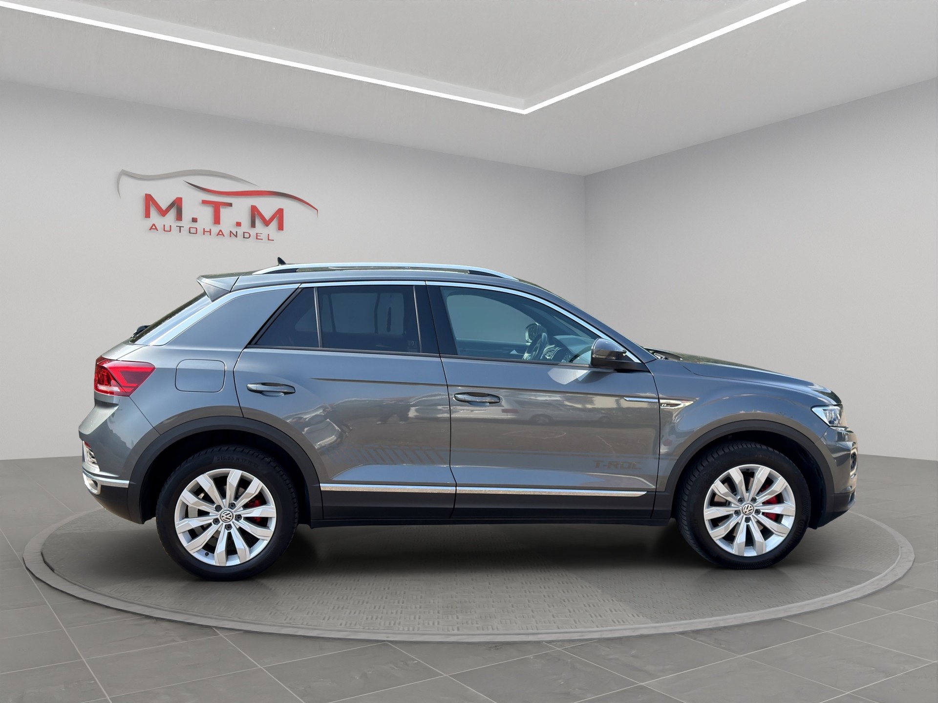 VW T-Roc 2.0 TSI Sport DSG 4Motion-image-6