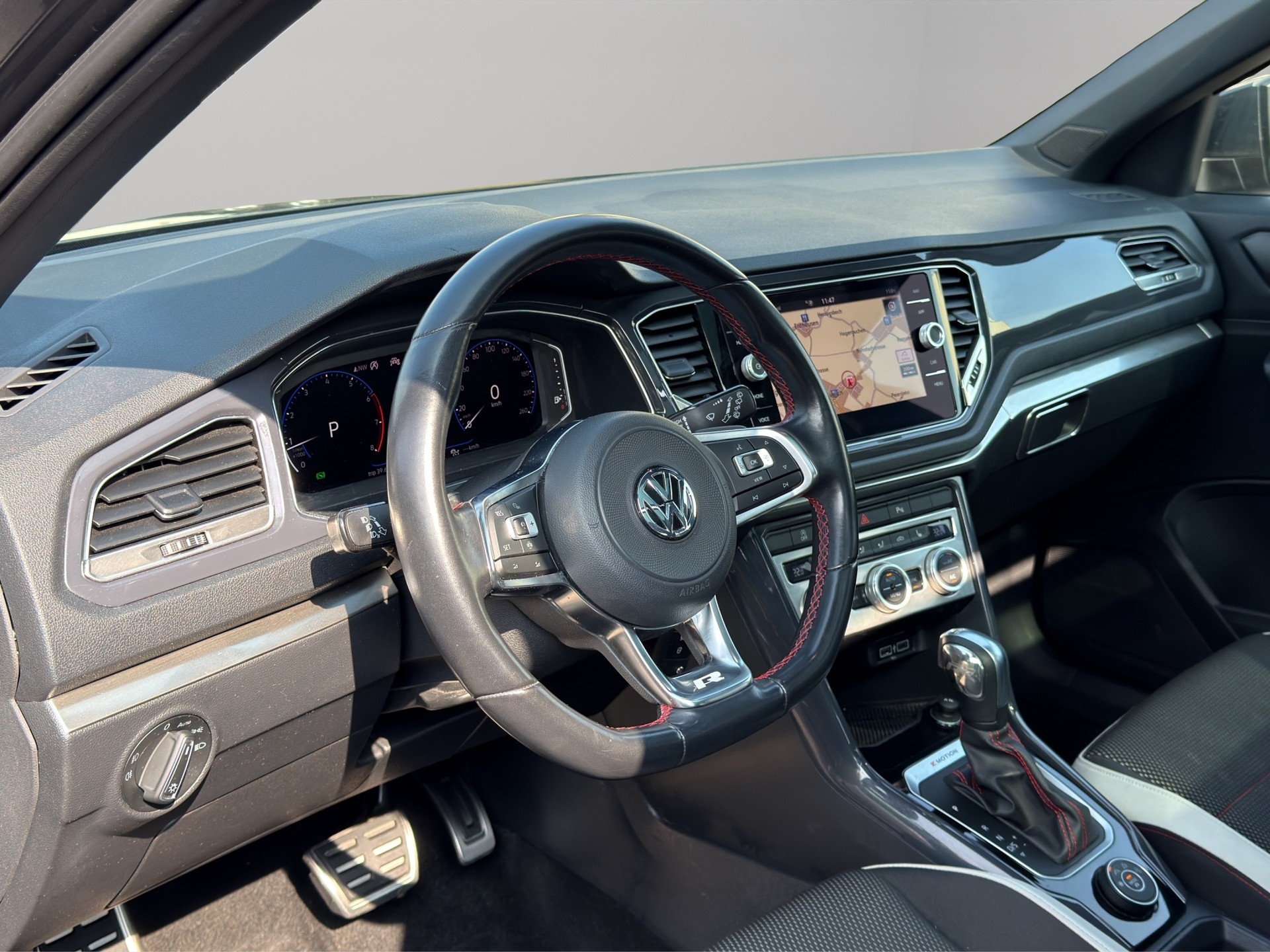 VW T-Roc 2.0 TSI Sport DSG 4Motion-image-11