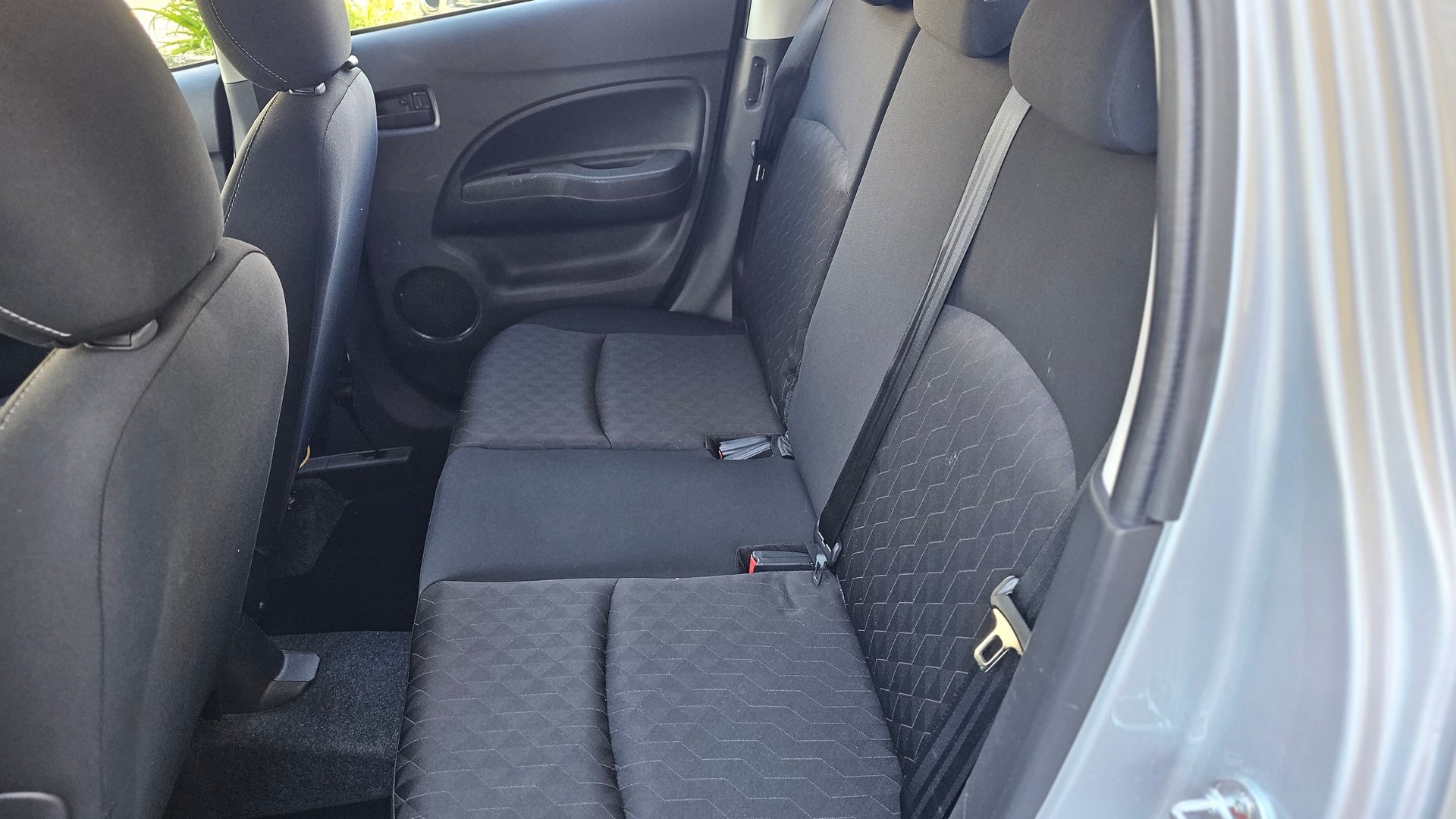 MITSUBISHI Space Star 1.2 CVT Inform-image-8