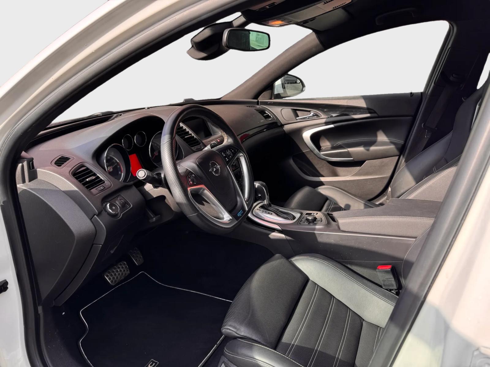 OPEL Insignia Sports Tourer 2.8 Turbo OPC 4WD Automatic-image-7