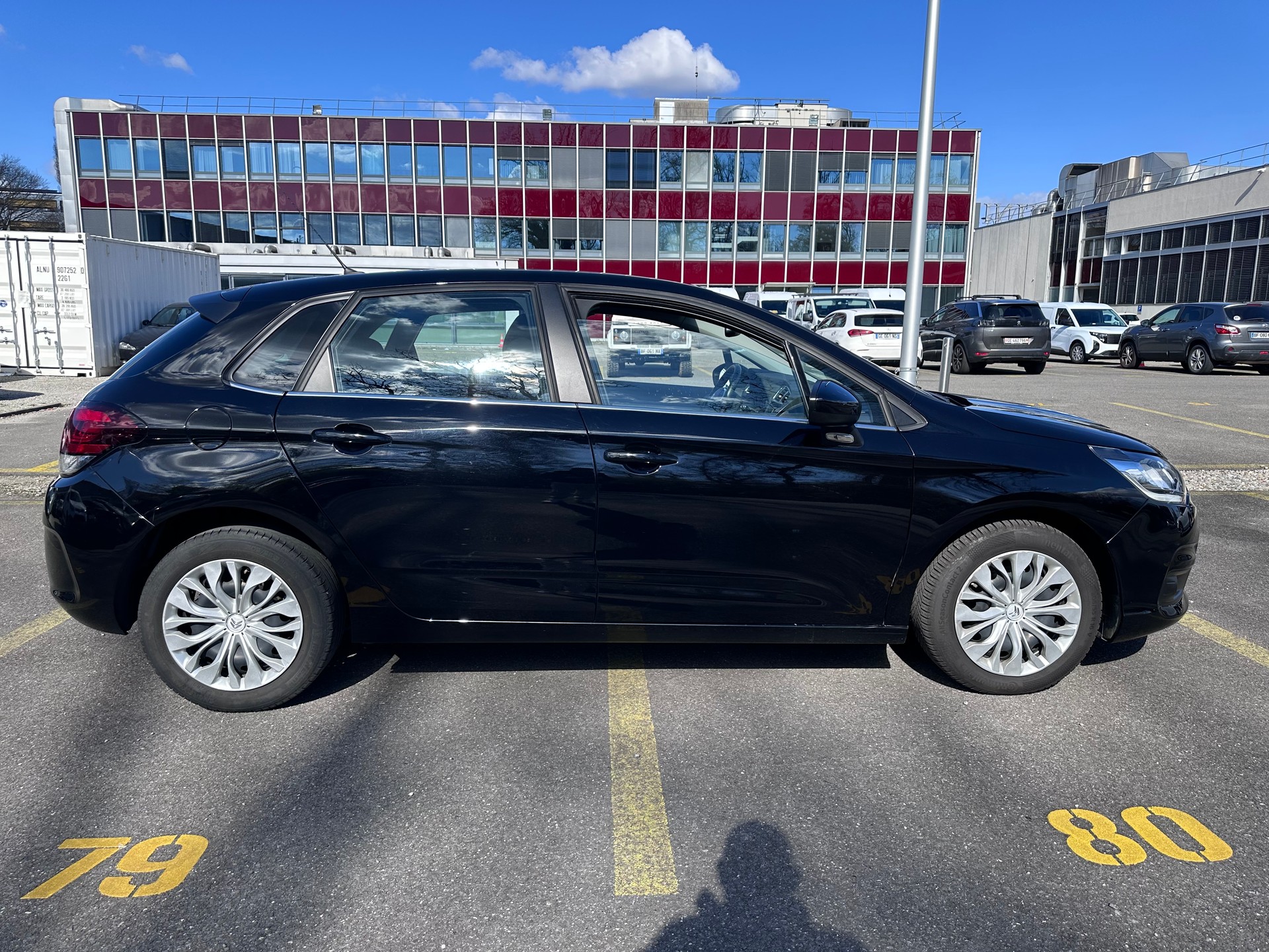 CITROEN C4 1.2 Pure Tech Shine Automatic-image-4