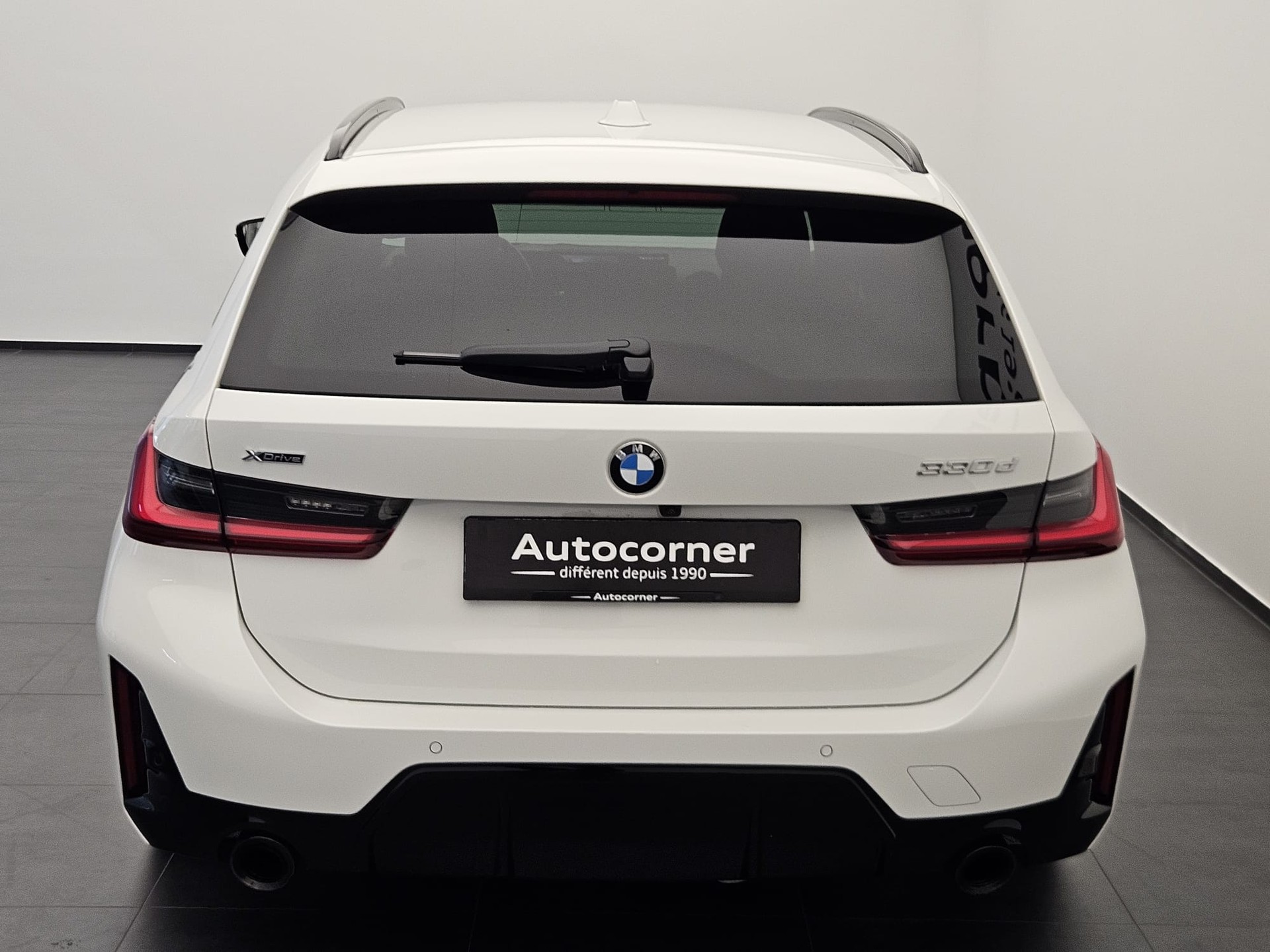 BMW 330d xDrive 48V Touring Steptronic M Sport Pro-image-7
