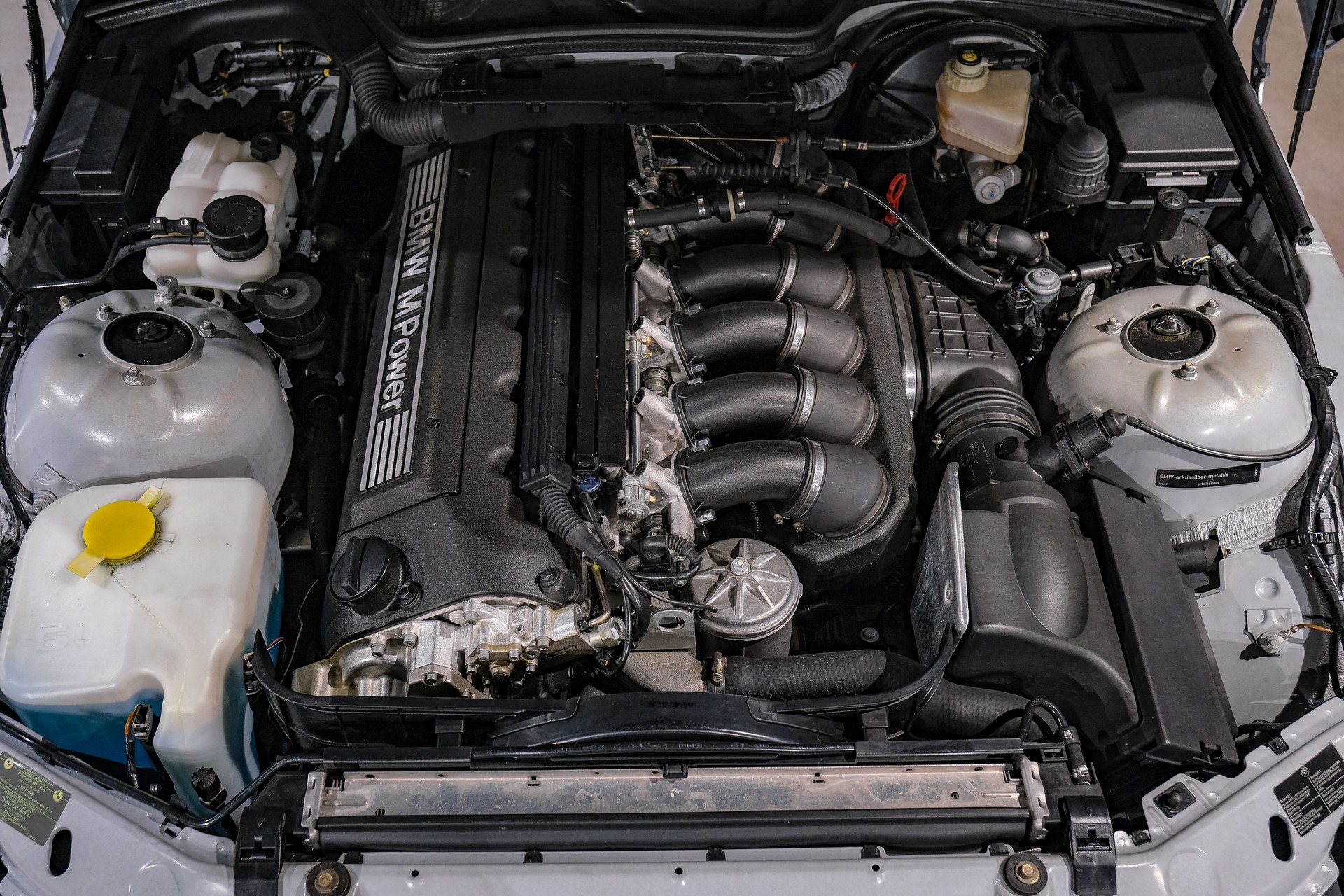 BMW M Roadster-image-25