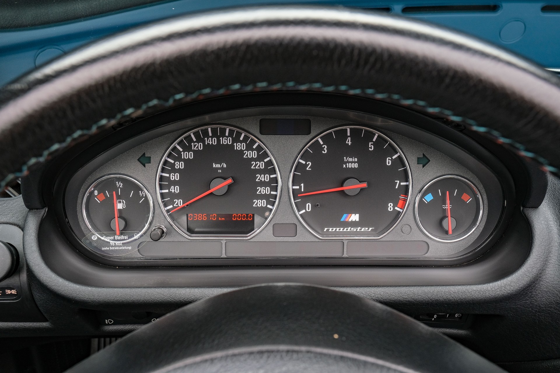 BMW M Roadster-image-15