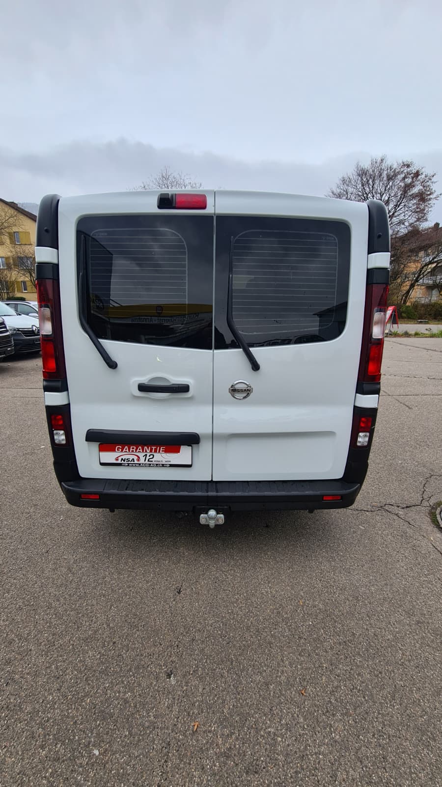 NISSAN NV300 dCi 125 2.9 L1H1 Comfort ** 3-Plätzer ** RF-Kamera ** Anh-Kupplung ** Werkstatt-Einrichtung ** Frisch Ab MFK & Service **-image-4