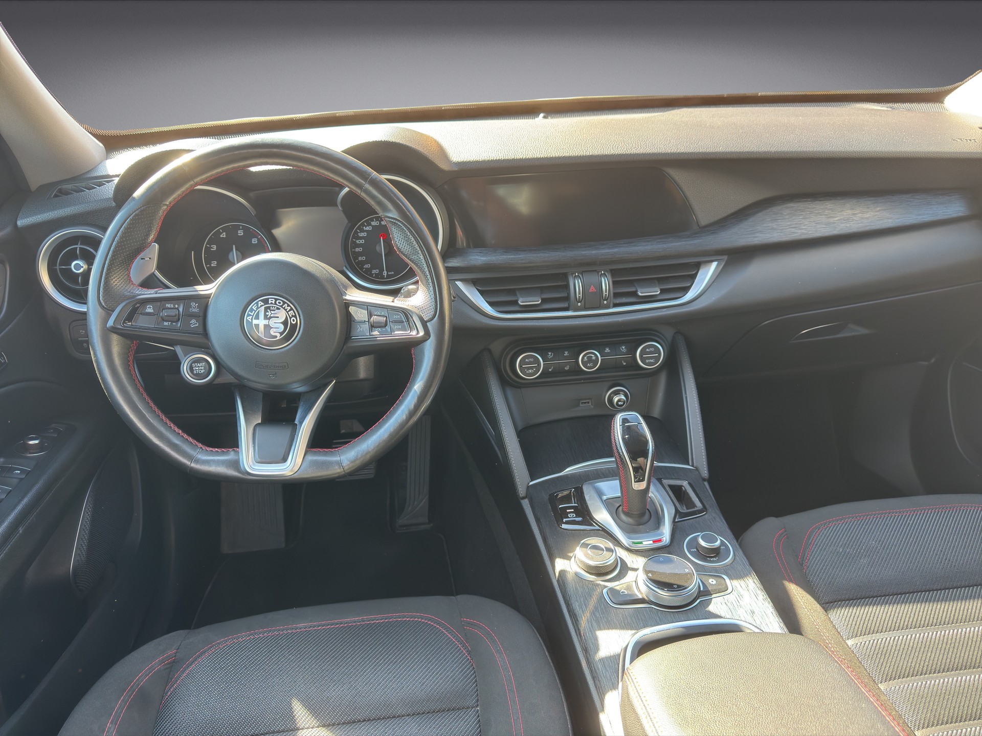 ALFA ROMEO Stelvio 2.0 Q4 Business-image-9