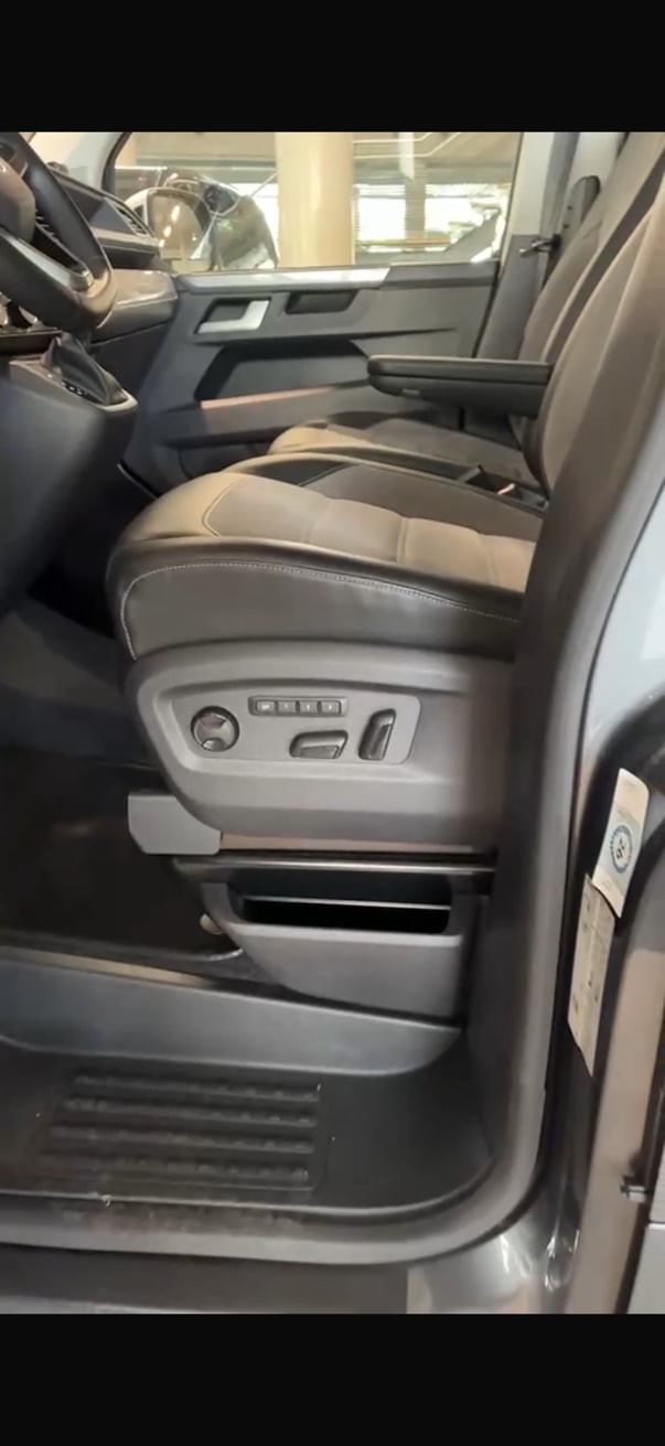 VW T6.1 Multivan 2.0 Bi-TDI Highline 4Motion DSG-image-4