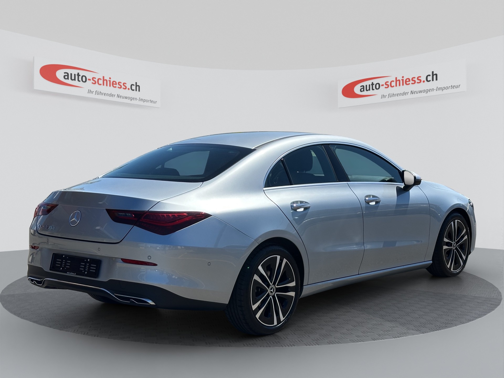 MERCEDES-BENZ CLA 180 d Progressive 8G-DCT-image-4