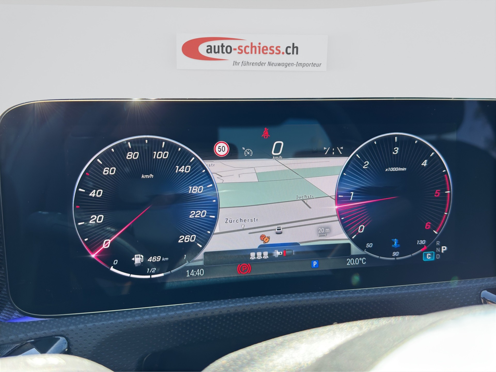 MERCEDES-BENZ CLA 180 d Progressive 8G-DCT-image-10
